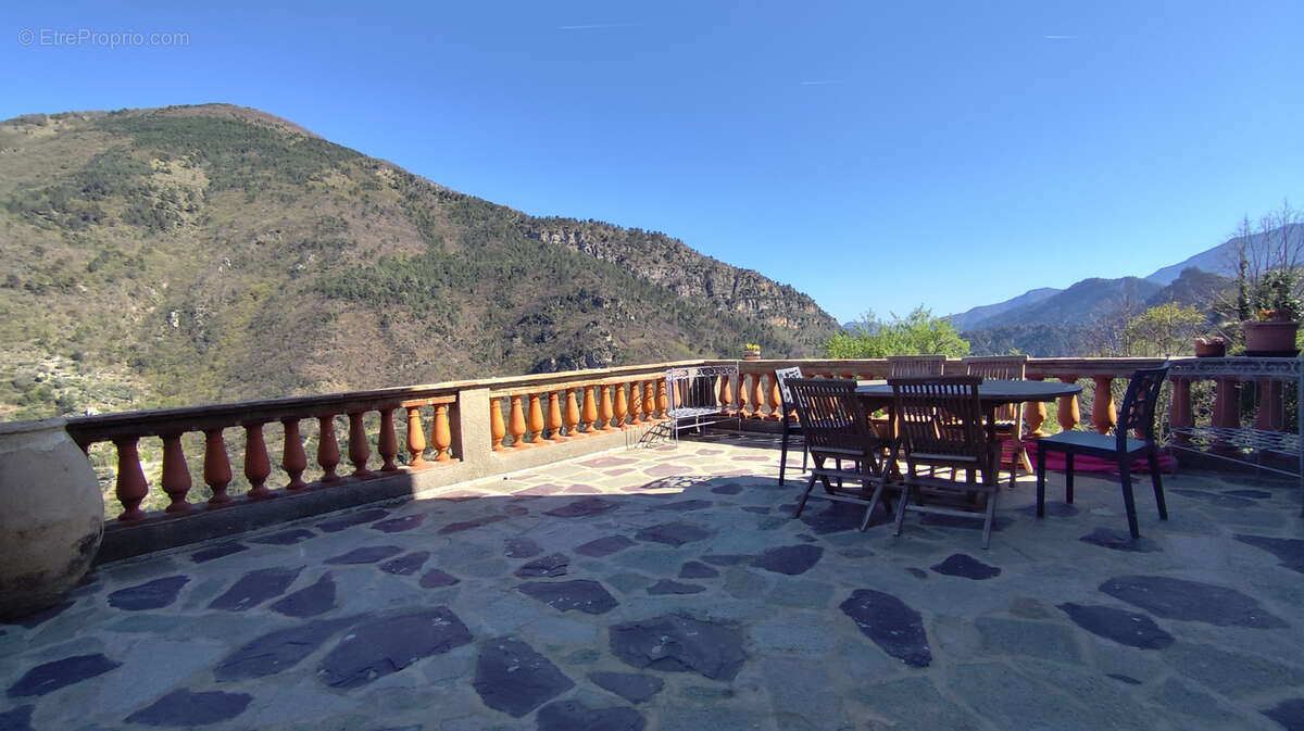 Maison à BREIL-SUR-ROYA