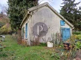Terrain constructible verrieres le buisson - photo 5
