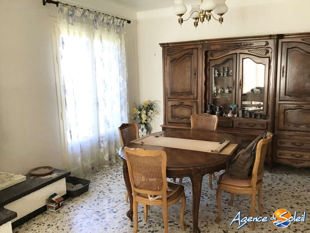 Maison à ESTAGEL
