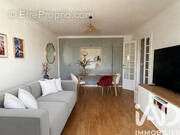 Photo 1 - Appartement à LES PAVILLONS-SOUS-BOIS