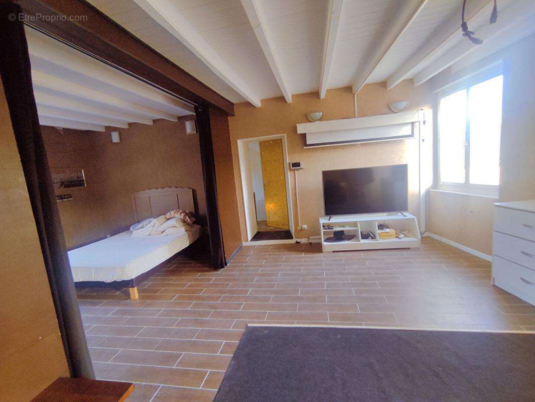 Maison à LA GUERCHE