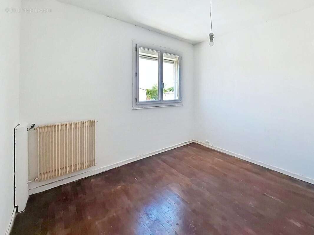 Photo 9 - Maison à LA QUEUE-EN-BRIE
