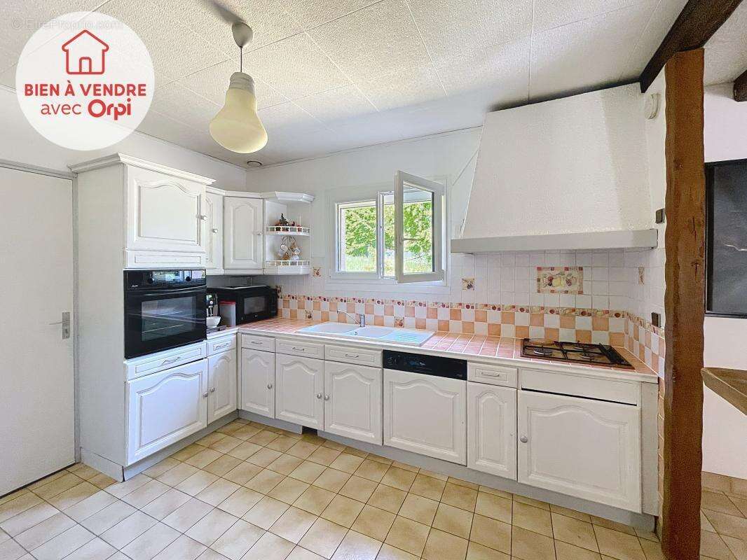 Maison à MONTALET-LE-BOIS