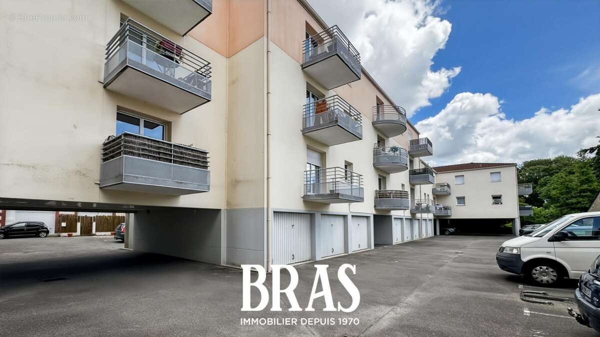 Appartement à REZE