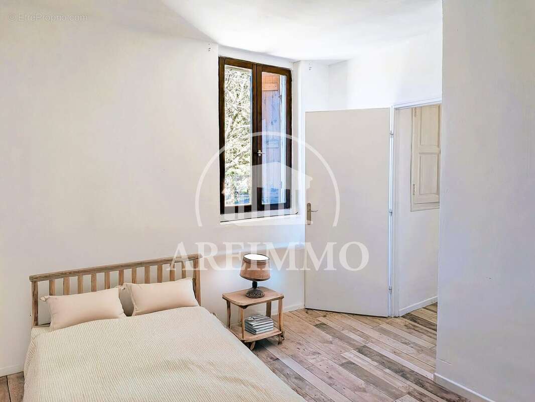 Appartement 48 m² à Saint-Martin-De-Londres  - photo 9