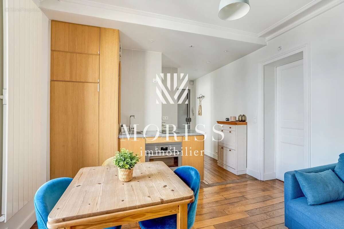 Appartement à PARIS-18E