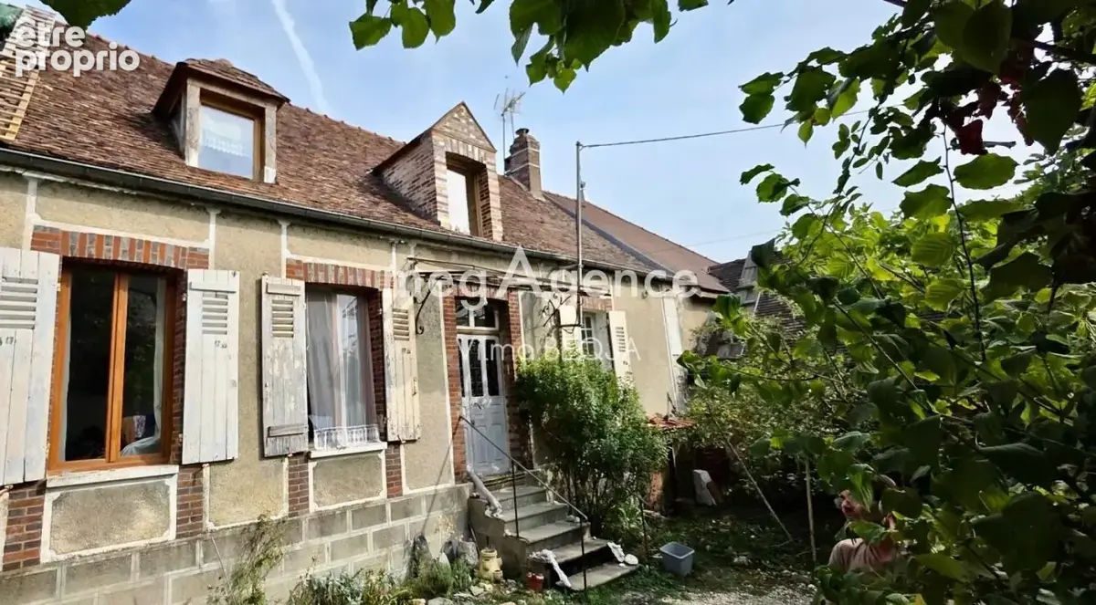 Maison à THORIGNY-SUR-OREUSE