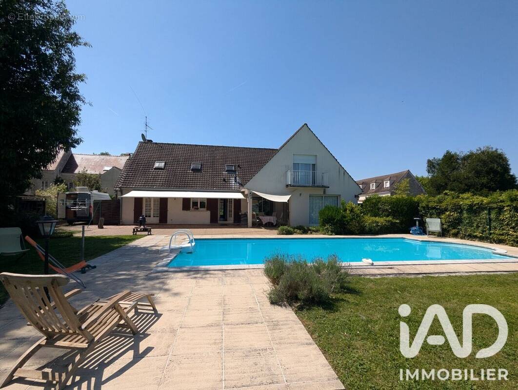 Photo 1 - Maison à FONTENAY-TRESIGNY