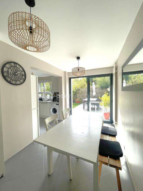 Maison à VILLEPREUX