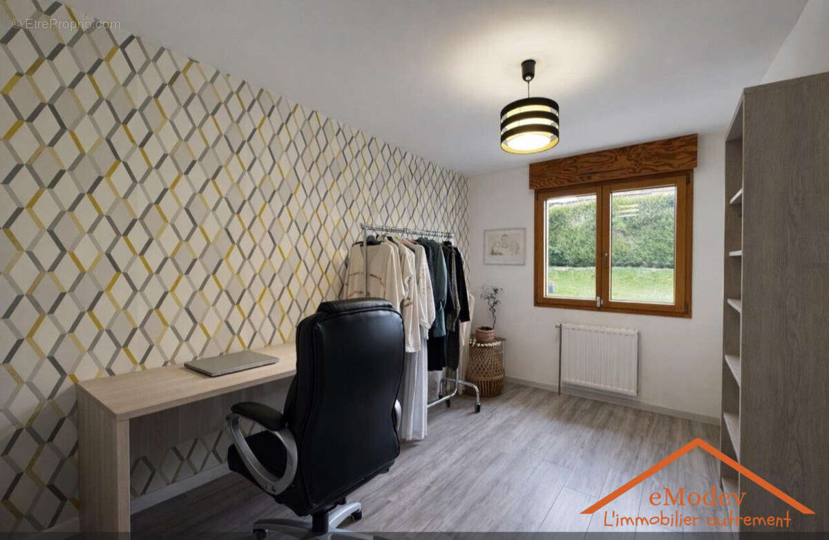 Maison 95 m² à Urimenil  - photo 8