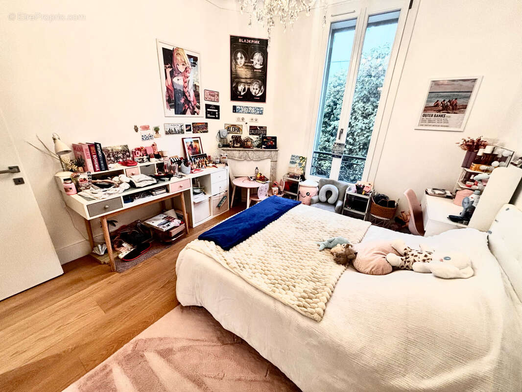 Cannes bas petit juas t5 de 90 m2 terrasse plein sud faibles charges deux box - photo 7