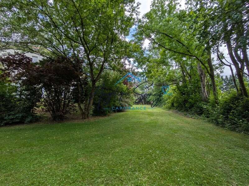 Calme, confort et commodités : découvrez ce T3 au cœur d’une résidence arborée - photo 19