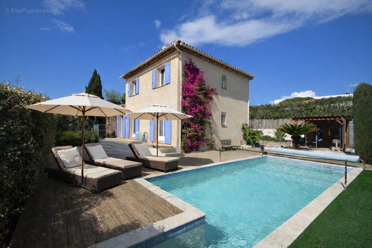 Maison à SAINT-RAPHAEL