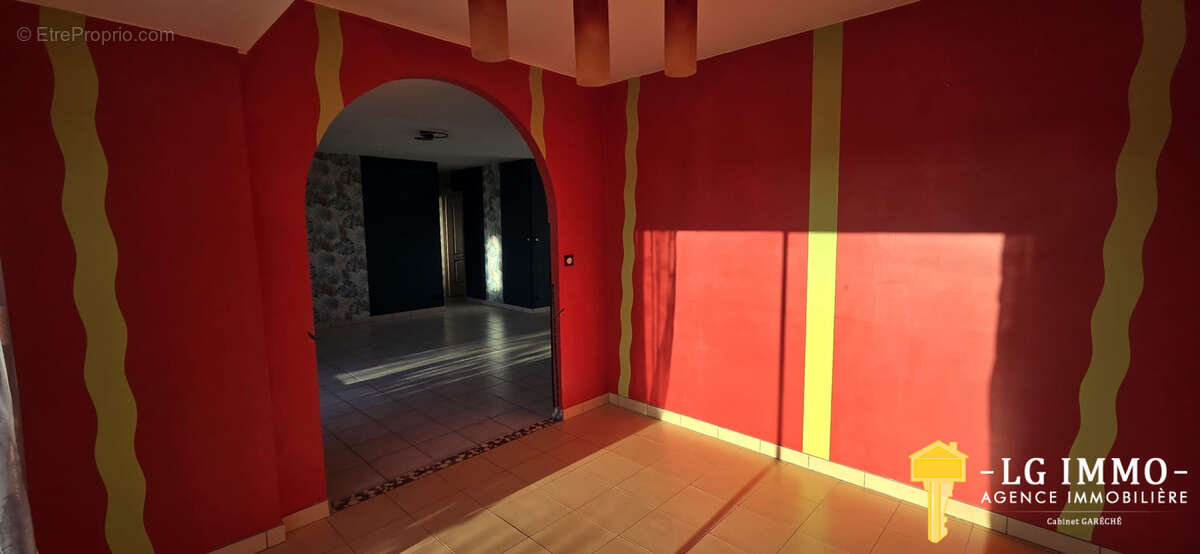 Maison à SAINT-FORT-SUR-GIRONDE
