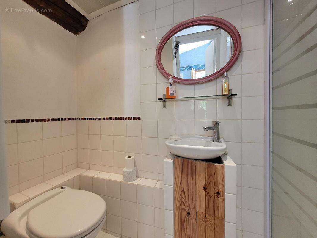 Maison à VINON-SUR-VERDON