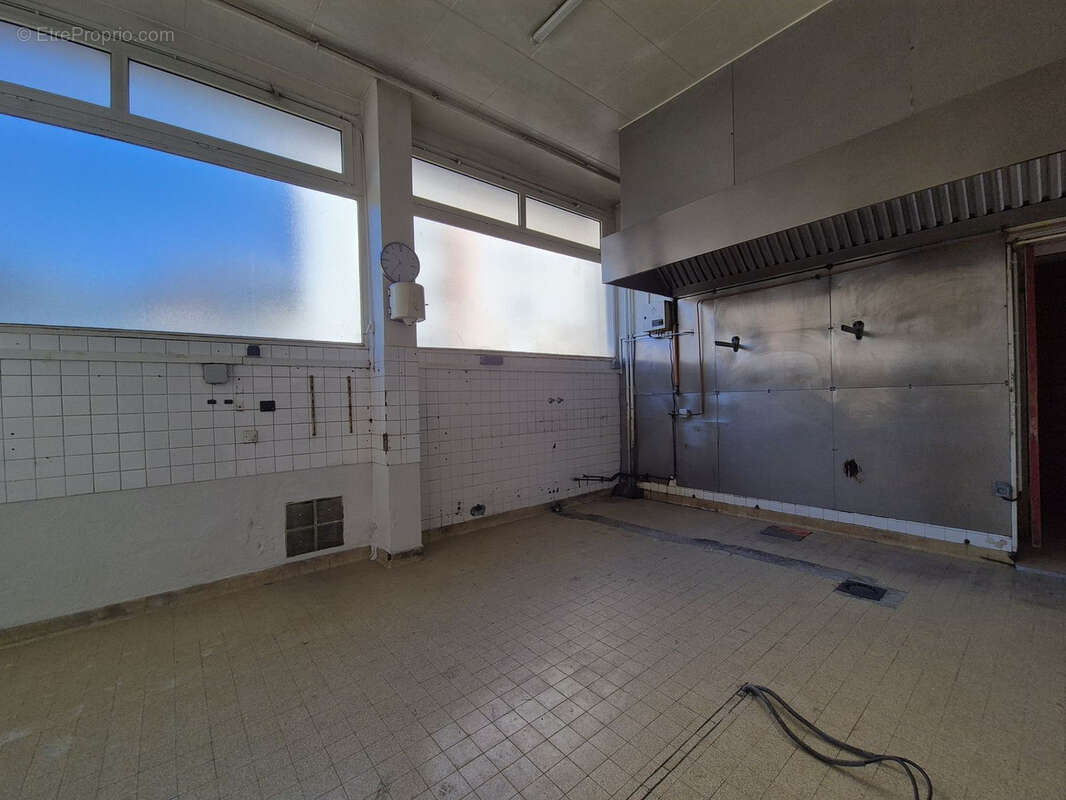 Commerce à ALBERTVILLE