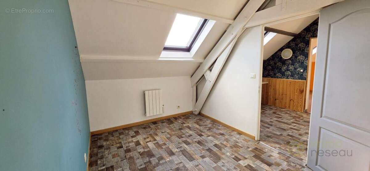 Maison à LA FALOISE