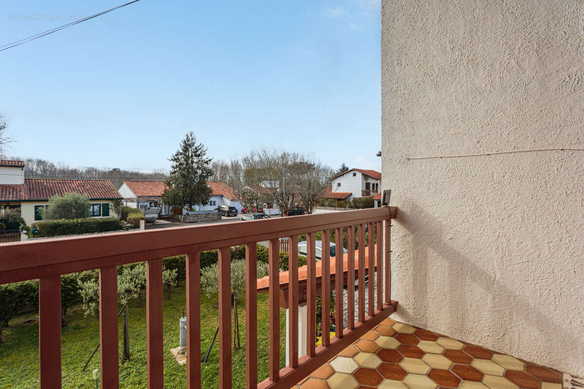 Maison familiale de charme au cœur d’Arcangues - photo 6