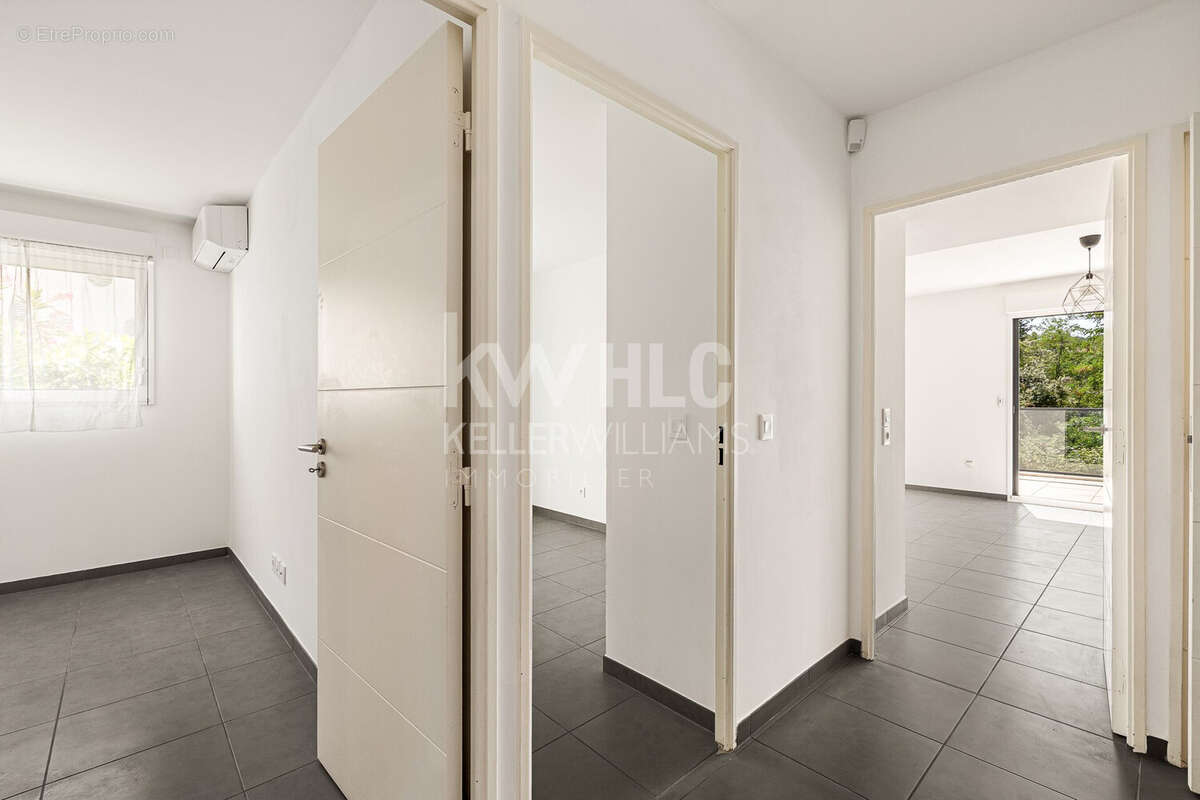 Appartement 64 m² à Nice  - photo 6