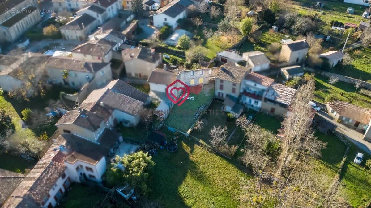 Terrain à LERAN
