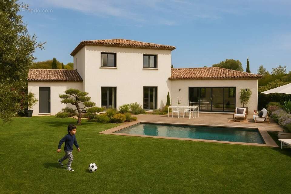 Terrain à TOURRETTES