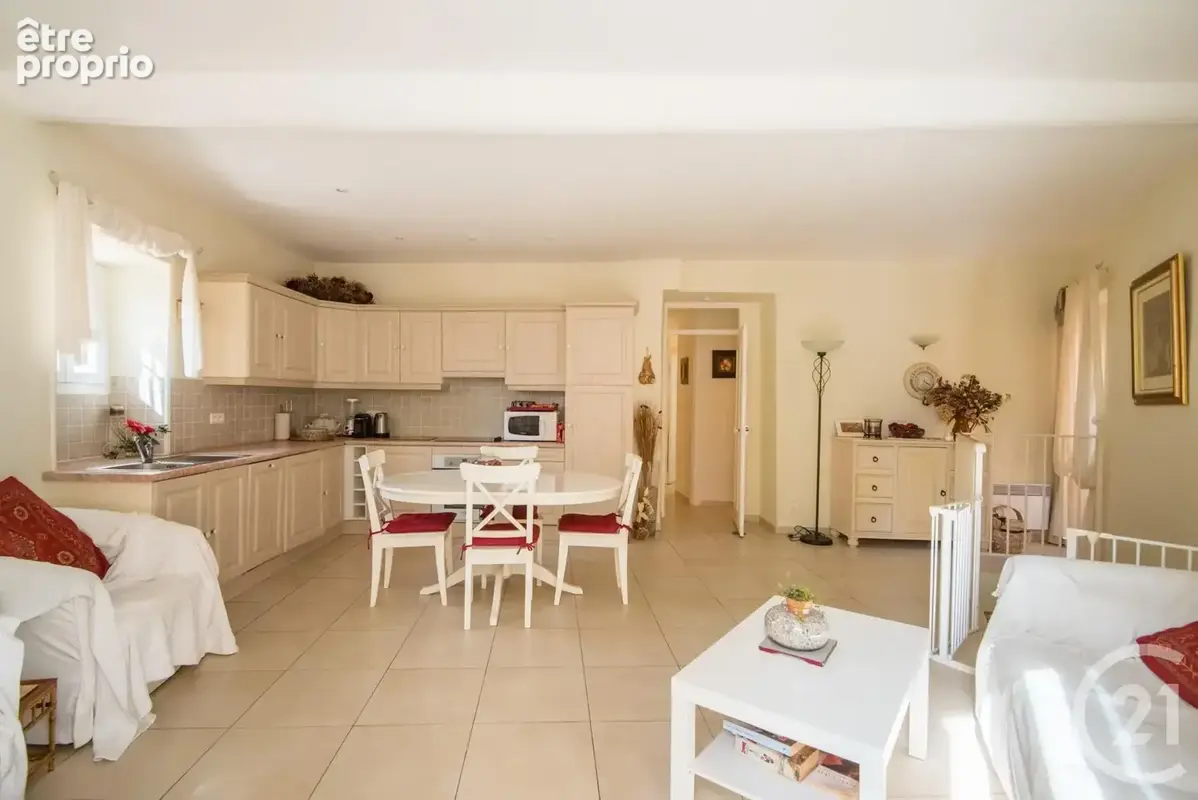 Appartement 4 pièces 84 m² à vendre à Villefranche-Sur-Mer (06230) - photo 6