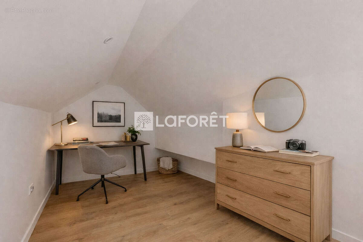 Appartement à PONTAULT-COMBAULT