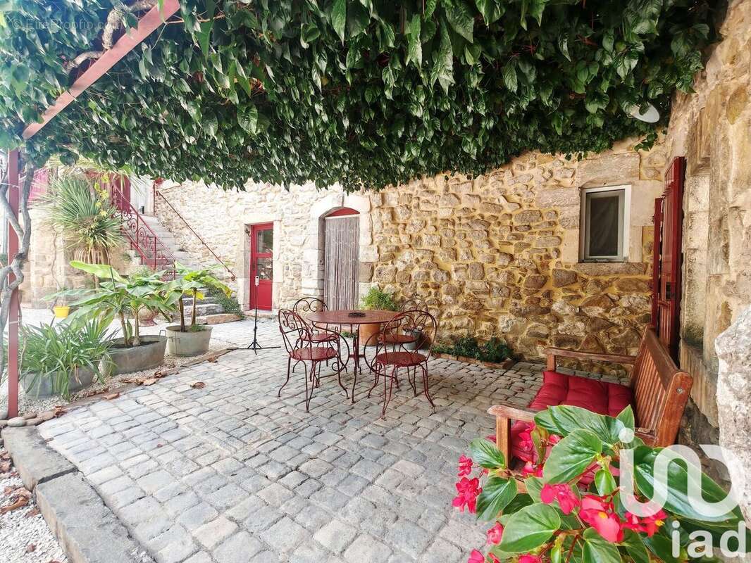 Photo 3 - Maison à BARJAC