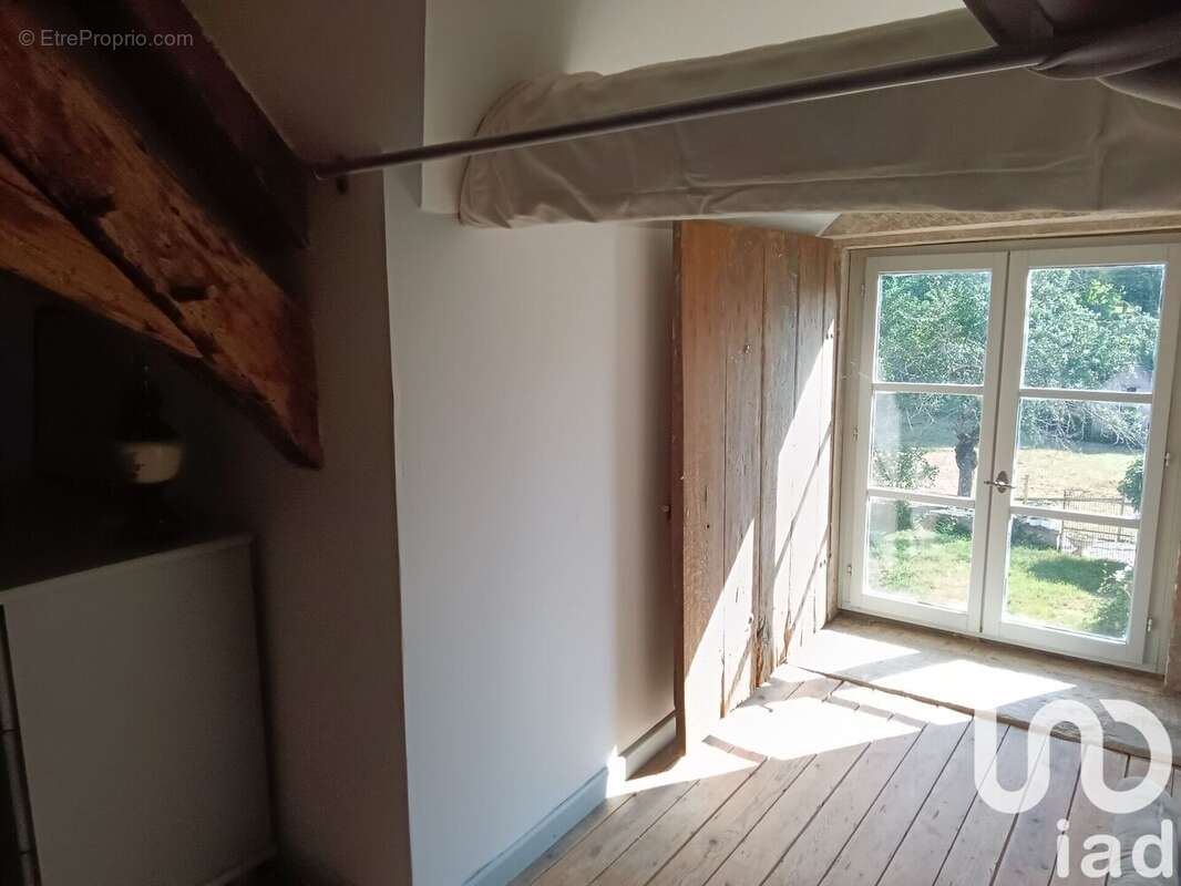 Photo 4 - Maison à CHARLY