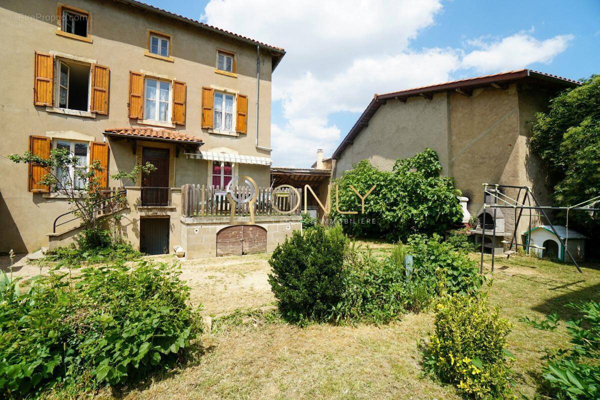 Maison à MARCY