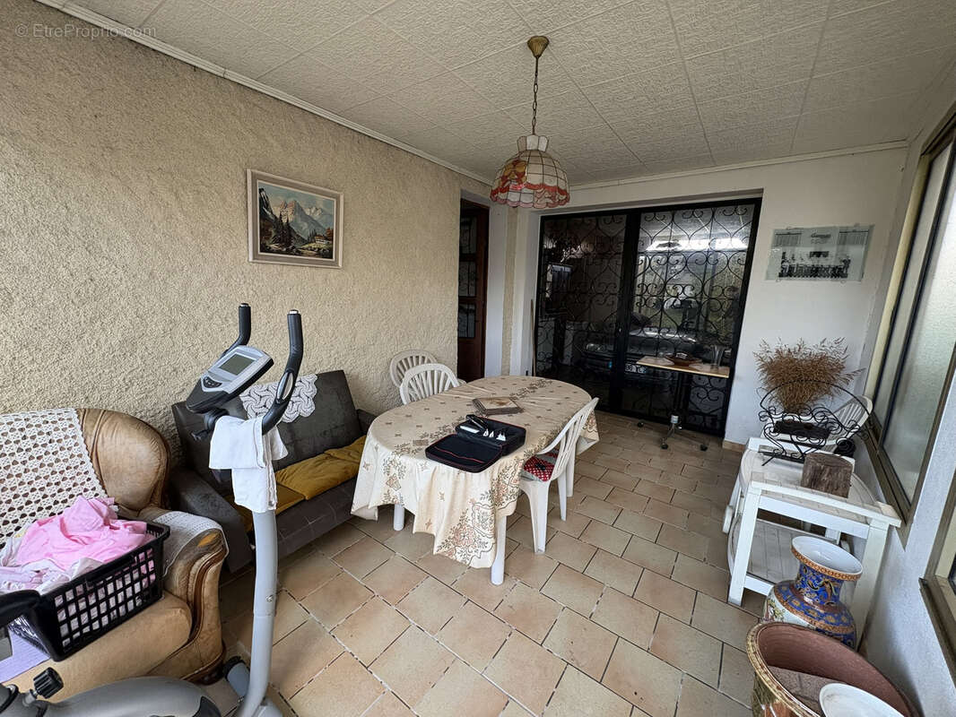 Maison à COLAYRAC-SAINT-CIRQ