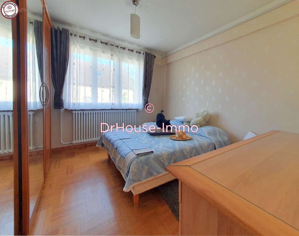 Maison 118 m² à Linas  - photo 10