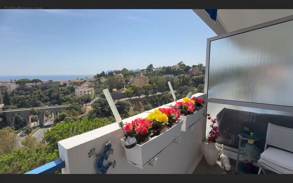 Appartement à CANNES