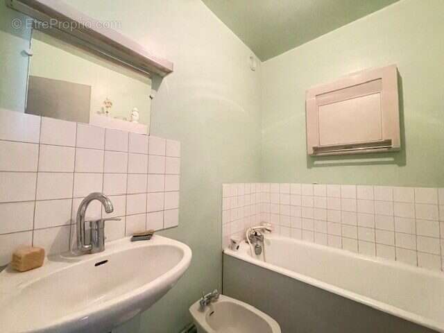 Appartement à SAINT-ETIENNE