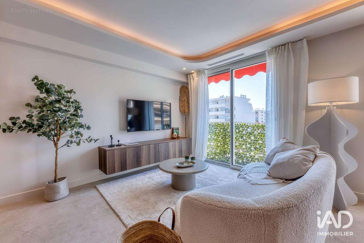 Photo 2 - Appartement à CANNES
