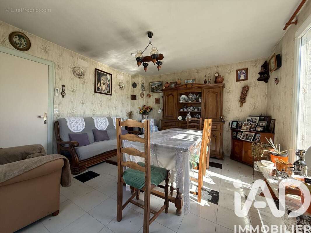 Photo 6 - Maison à TRUYES