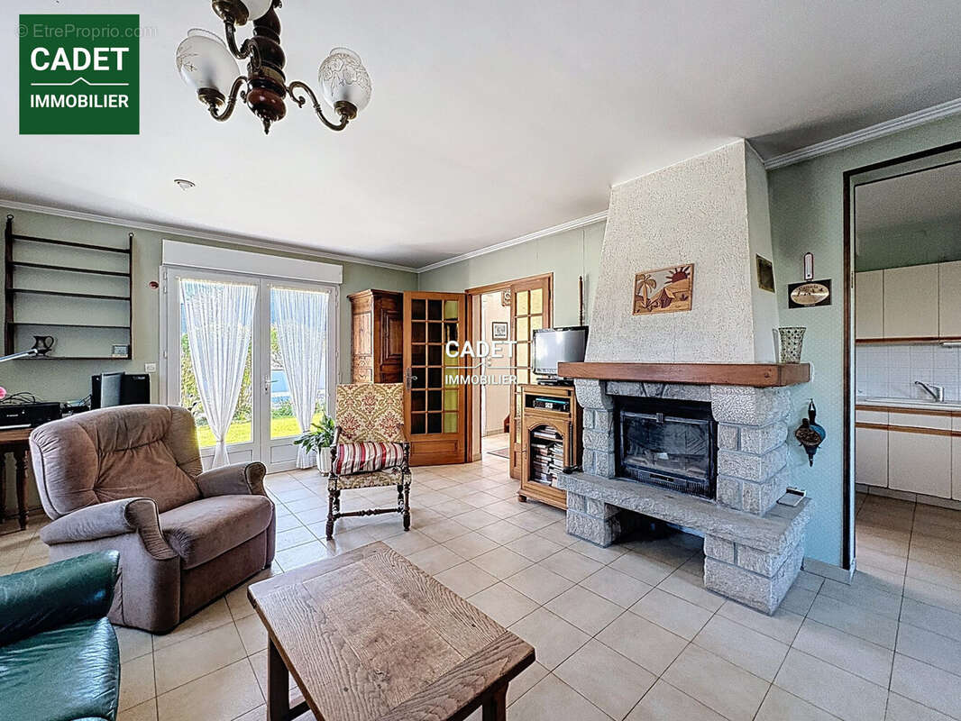 Maison à LA LUCERNE-D'OUTREMER