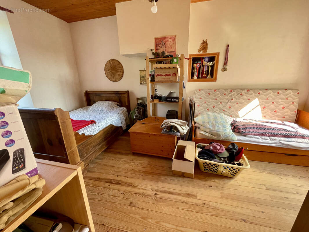 Maison à SAINT-SAVINIEN