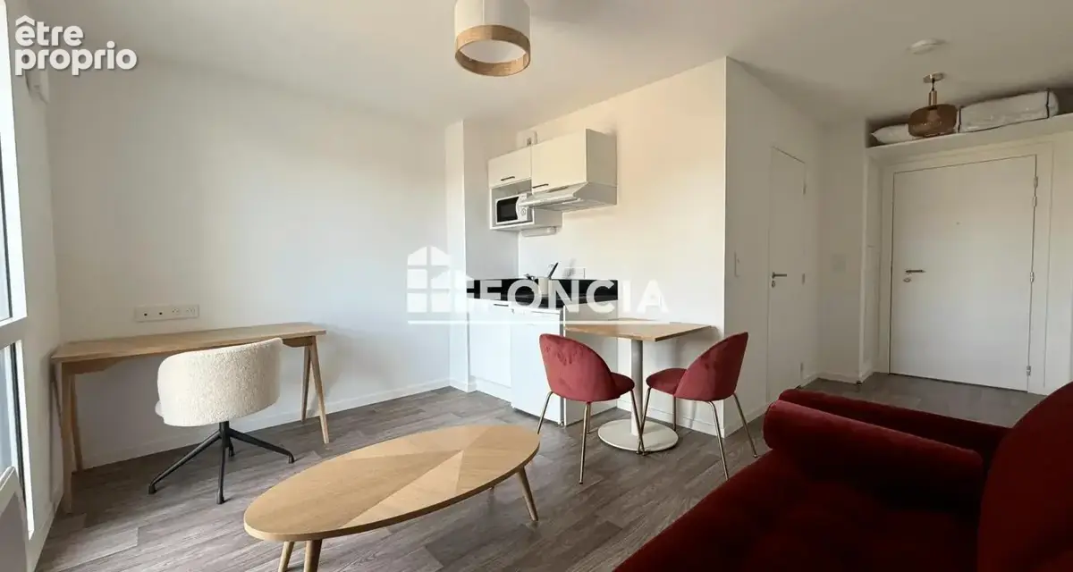 BOURG L'ÉVÊQUE Studio, nouvelle résidence idéalement située, très belles prestations - photo 2