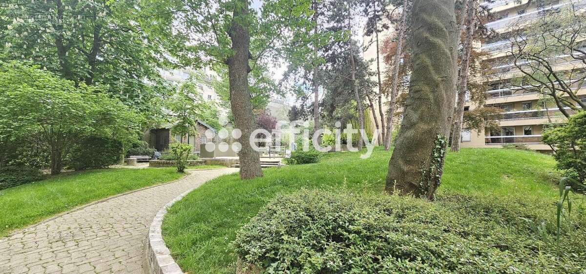Appartement à PARIS-12E