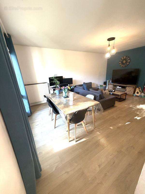 Échirolles – Bel appartement T4 de 95 m² avec jardin privatif - photo 3