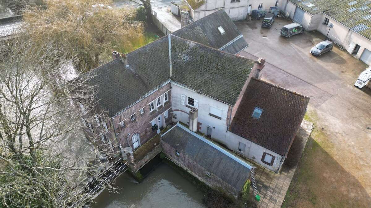 Commerce à NOGENT-SUR-EURE