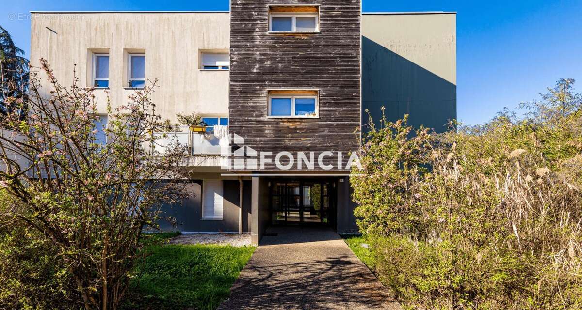Appartement à GIERES