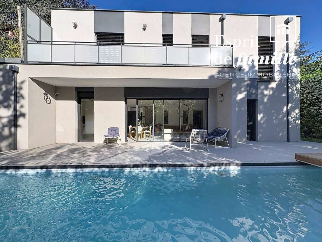 Maison à CALUIRE-ET-CUIRE