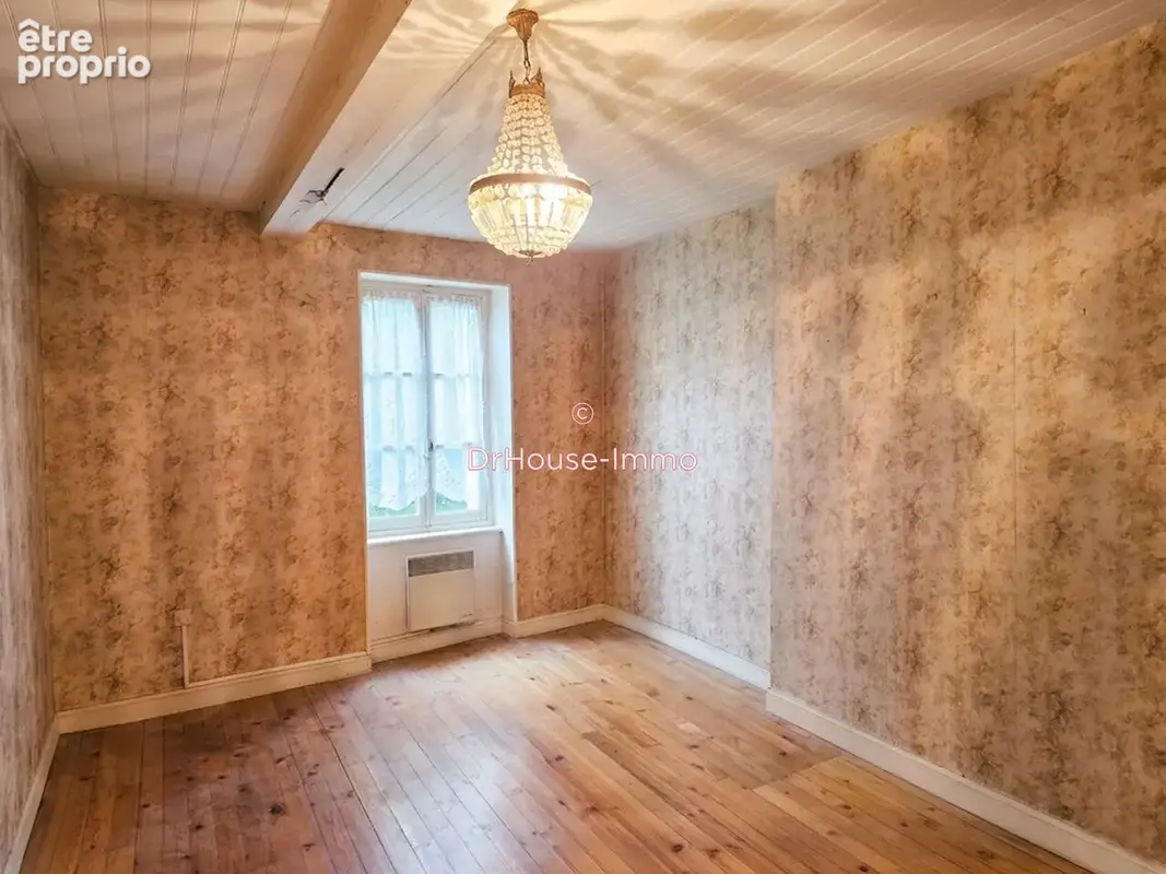 Maison 97 m² à Menetrol  - photo 23