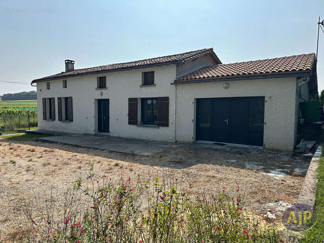 Maison à CHADENAC