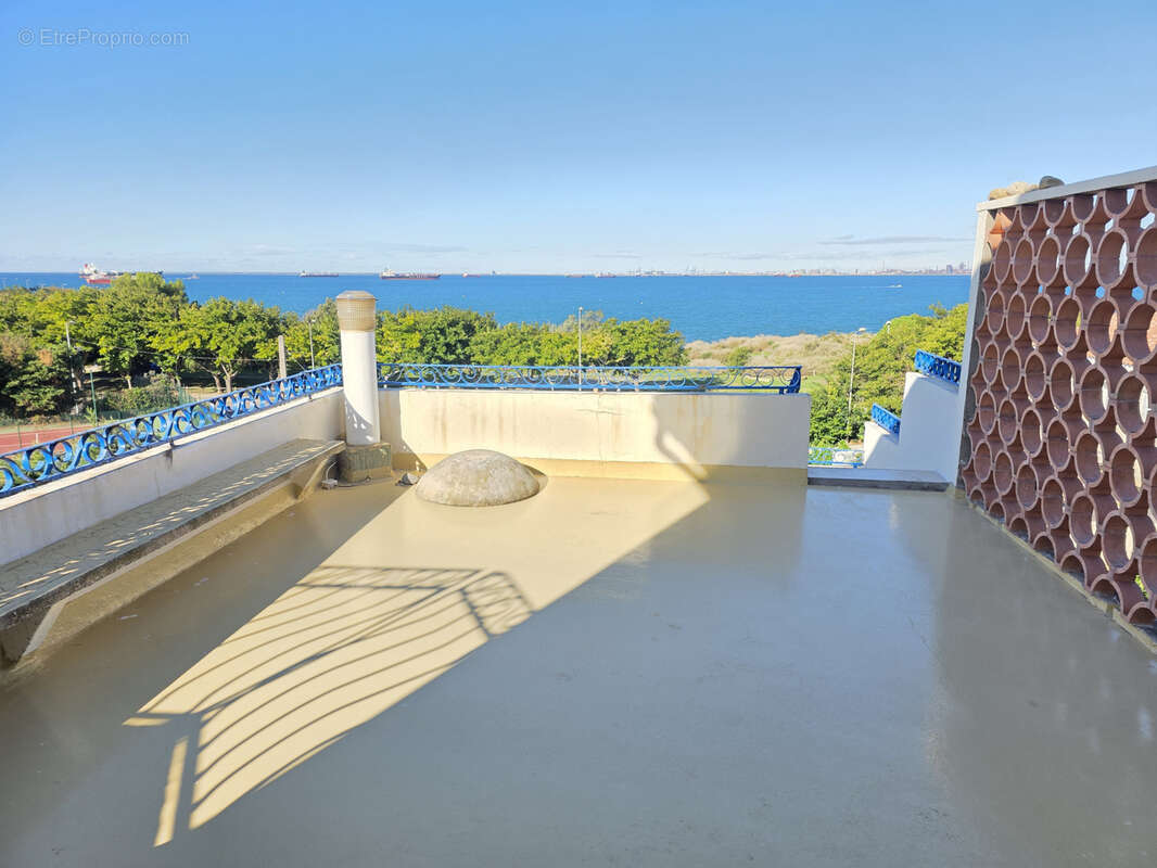 Appartement à PORT-DE-BOUC