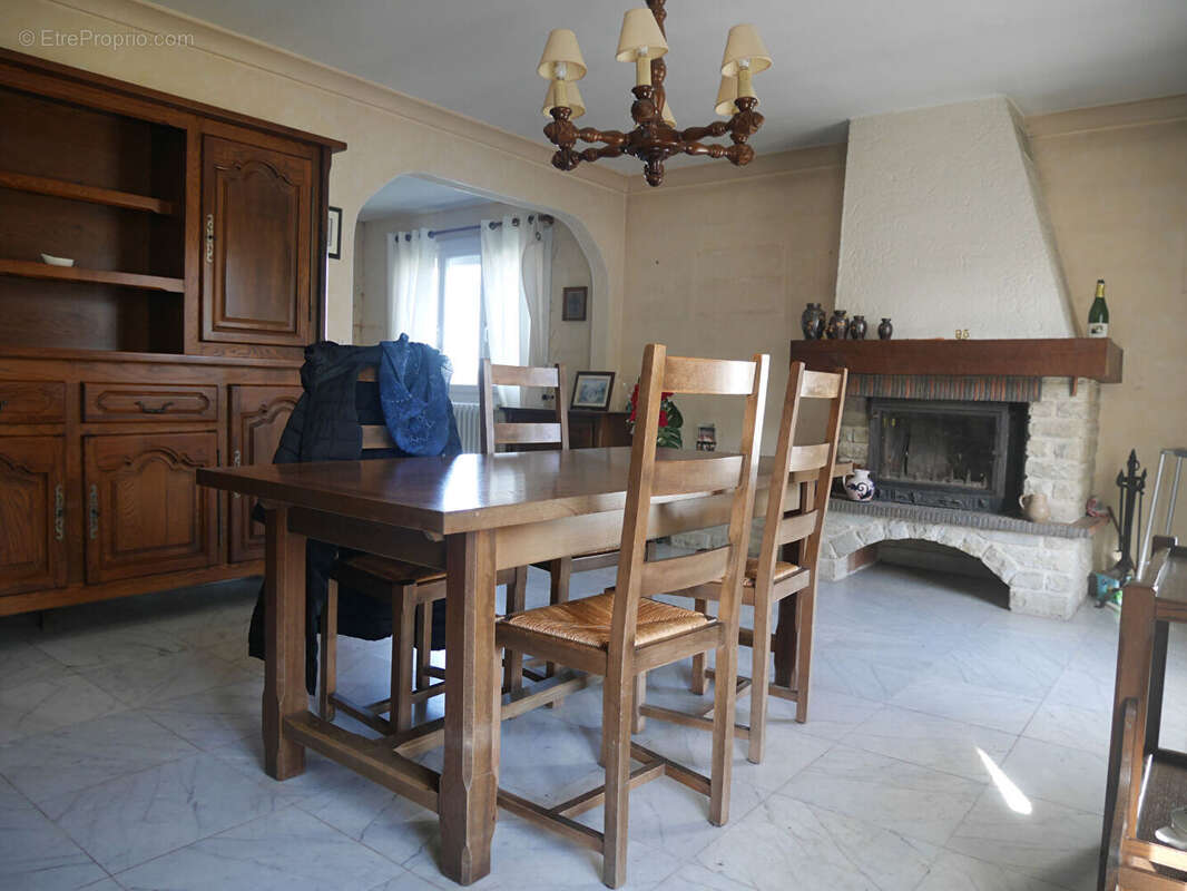 Maison à SAINT-PIERRE-DE-VARENGEVILLE