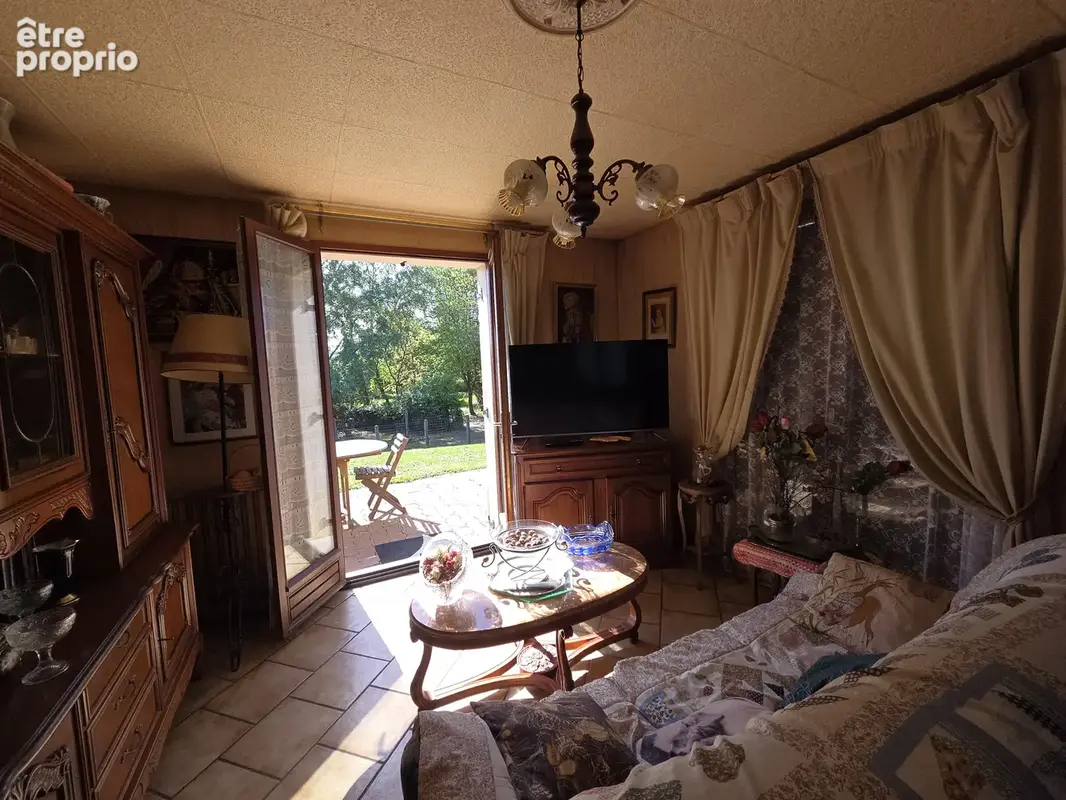 Appartement 5 pièces 132 m² à vendre à Saint-Priest-La-Feuille (23300) - photo 8