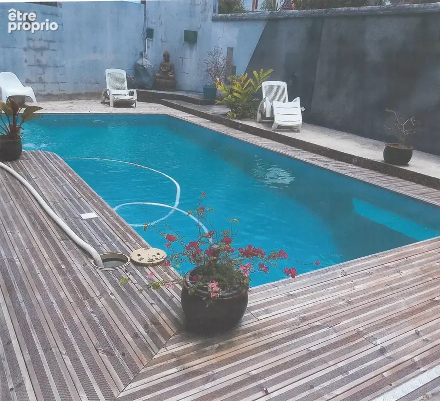  villa f10 sur 825 m2 avec piscine - photo 9